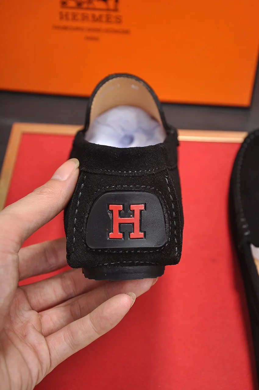 Men's shoes 💰420💶 Product trademark: Hermès "Hermès" beanie shoes. Regular size: 38-45 (45 customized, non-returnable). Product material: Selected first-layer calfskin upper + cowhide lining. Strong three-dimensional visual effect, original rubber outsole Color: 3⃣️colors available